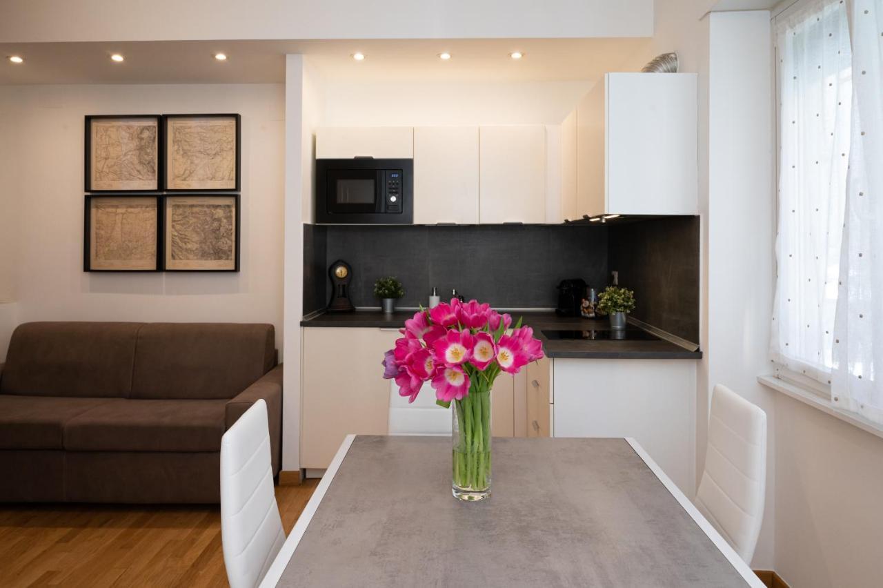 Residenza Lualdi Apartment Rome Bagian luar foto